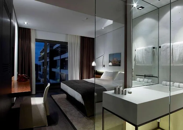 The Met Thessaloniki, A Member Of Design